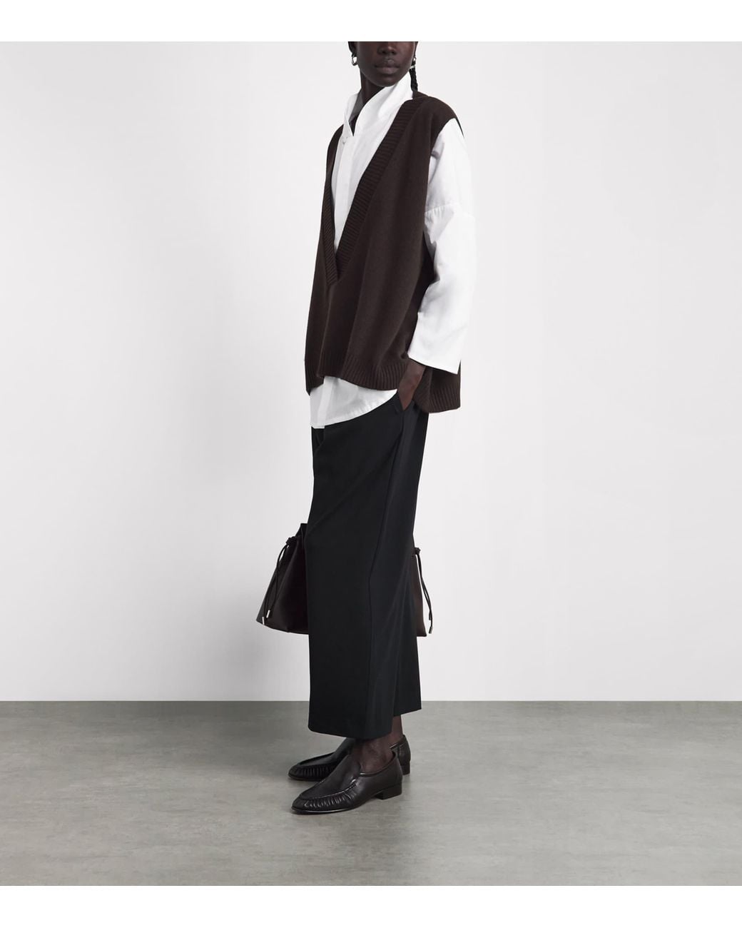 Eskandar Black Cashmere Plunge-Neck Sweater Vest