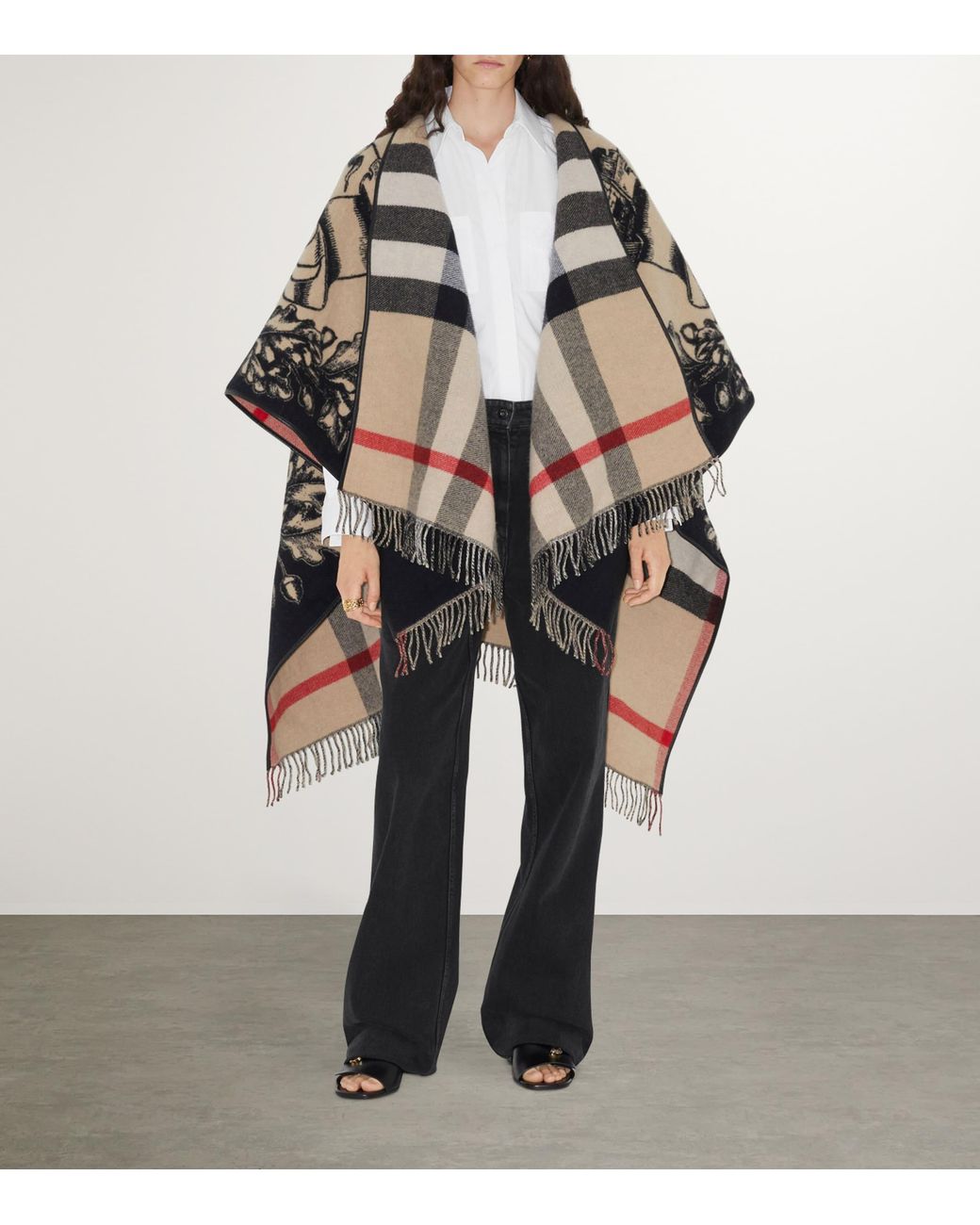 Burberry Natural Wool Reversible Check Ekd Cape