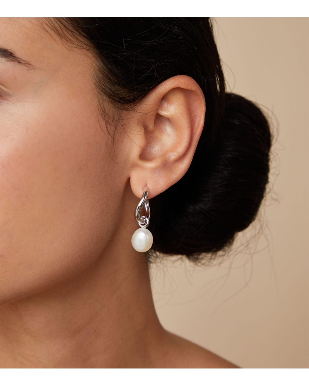 Astrid & Miyu White Sterling And Pearl Hoop Earrings