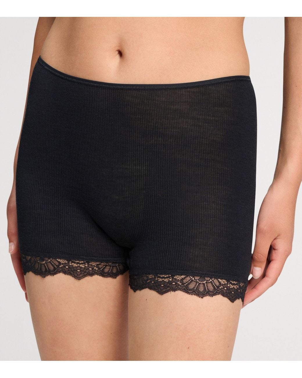 Hanro Black Wool-Silk Boy Shorts