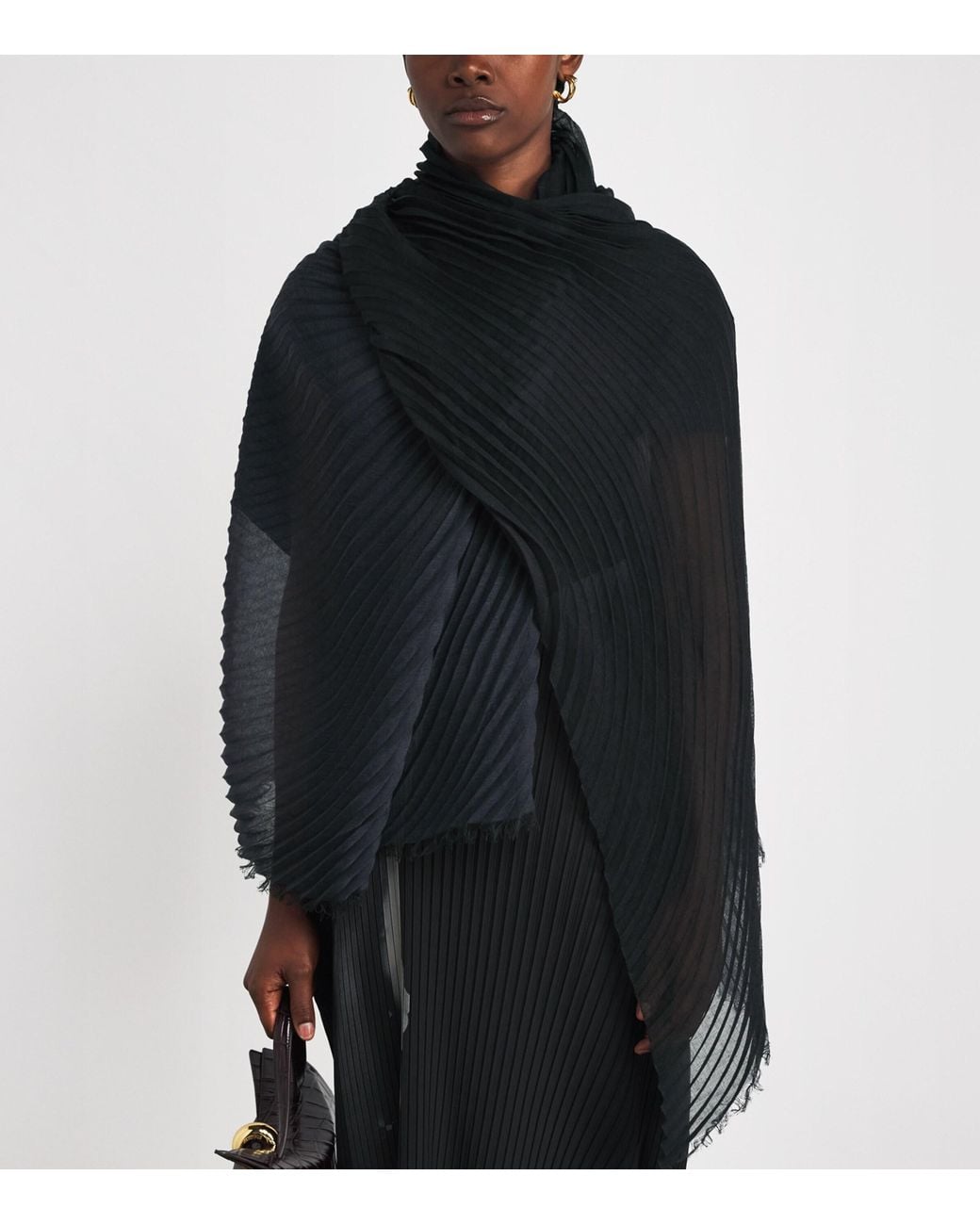 Issey Miyake Black Gradation Ramie Pleats Scarf