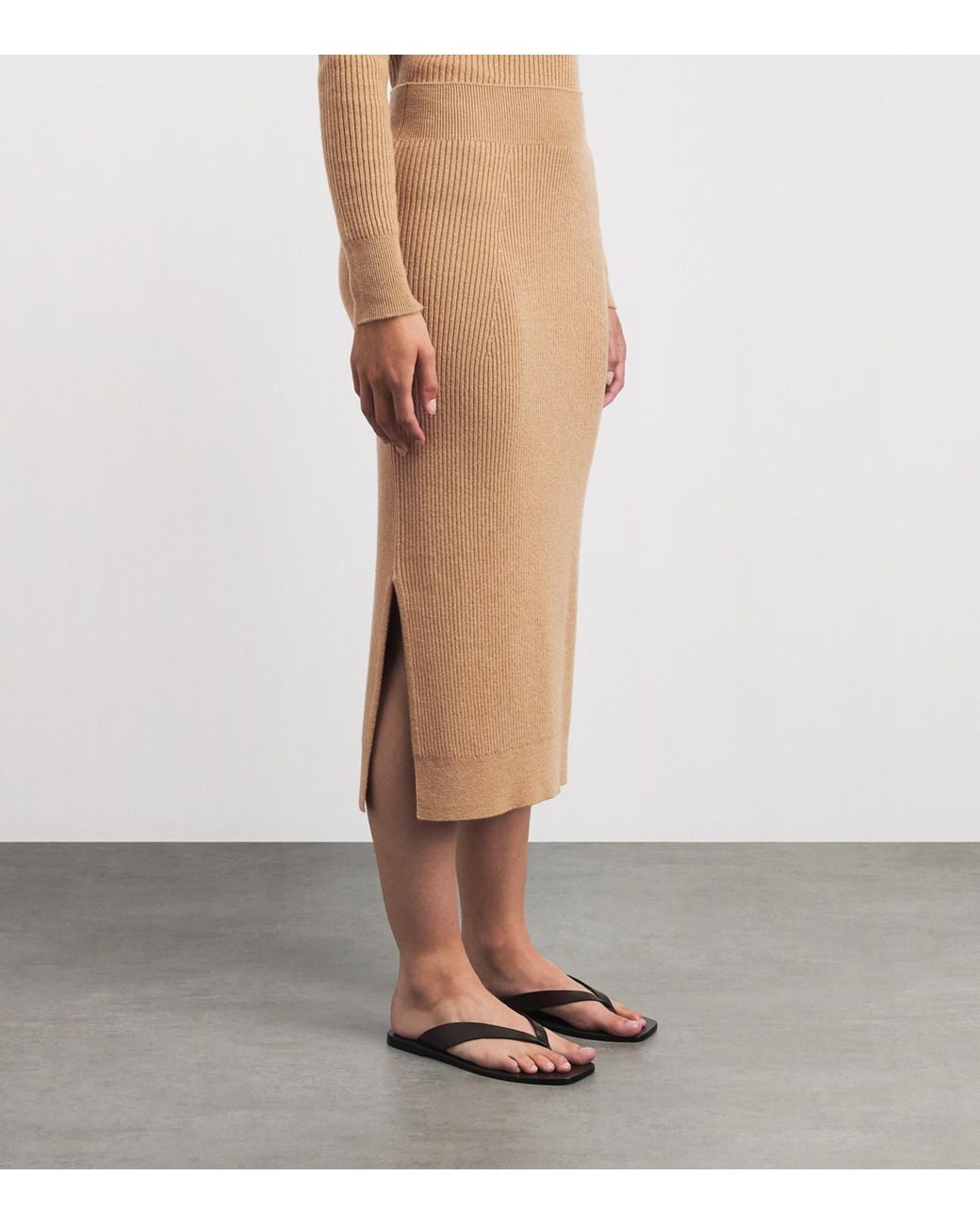 Johnstons Natural Cashmere Ribbed Midi Skirt