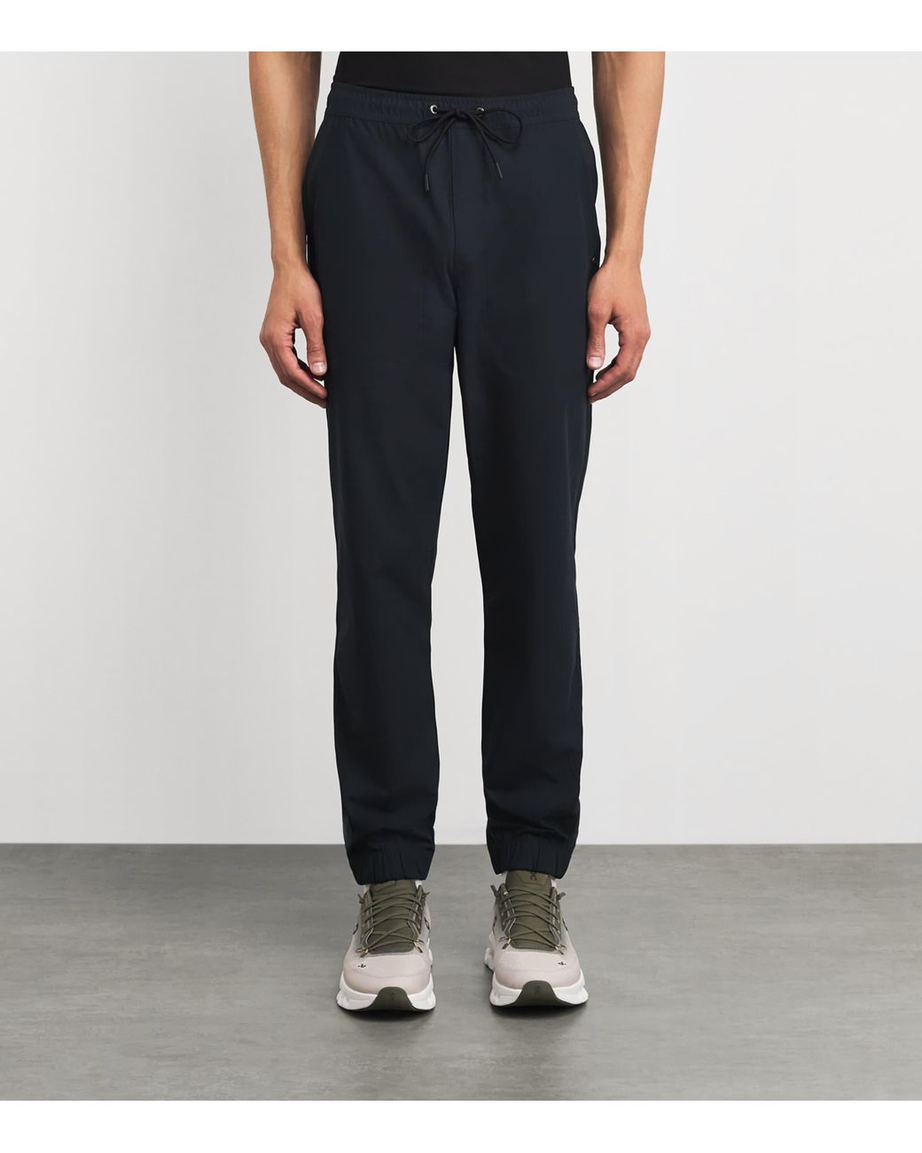 vuori Black 30' Meta Sweatpants for men