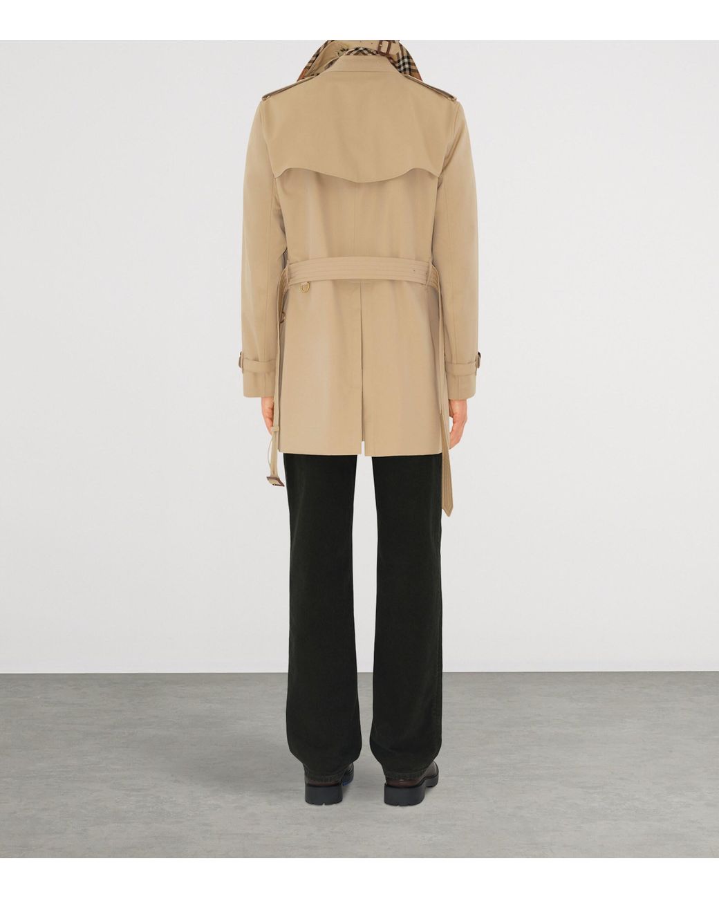 Burberry Natural Short Kensington Heritage Trench Coat for men