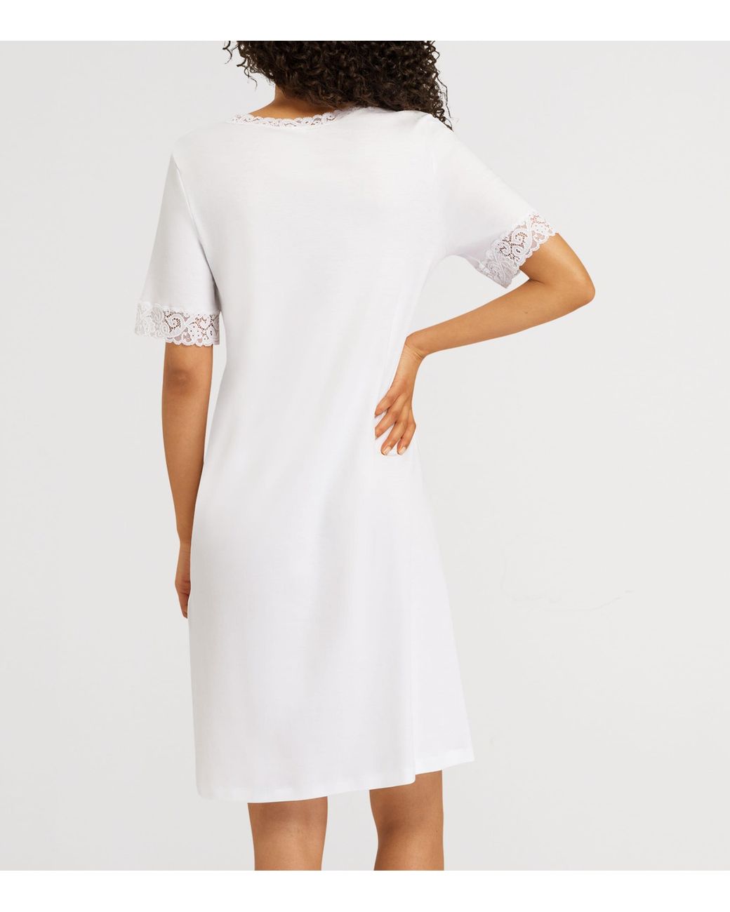 Hanro White Cotton Lace-Trim Moments Nightdress