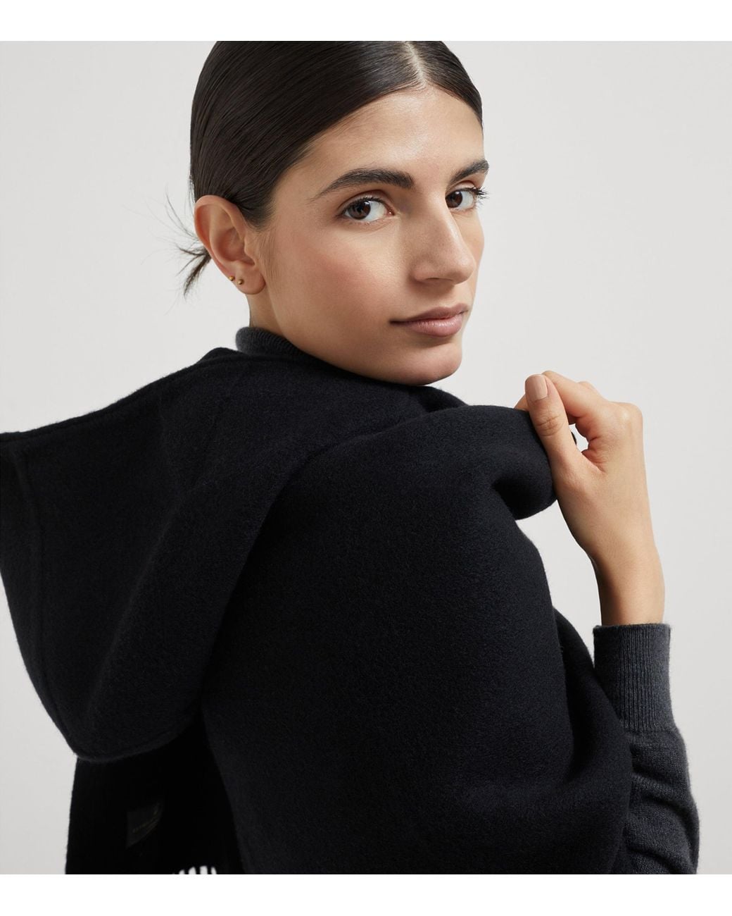 Brunello Cucinelli Black Wool-Cashmere Hood-Detail Scarf
