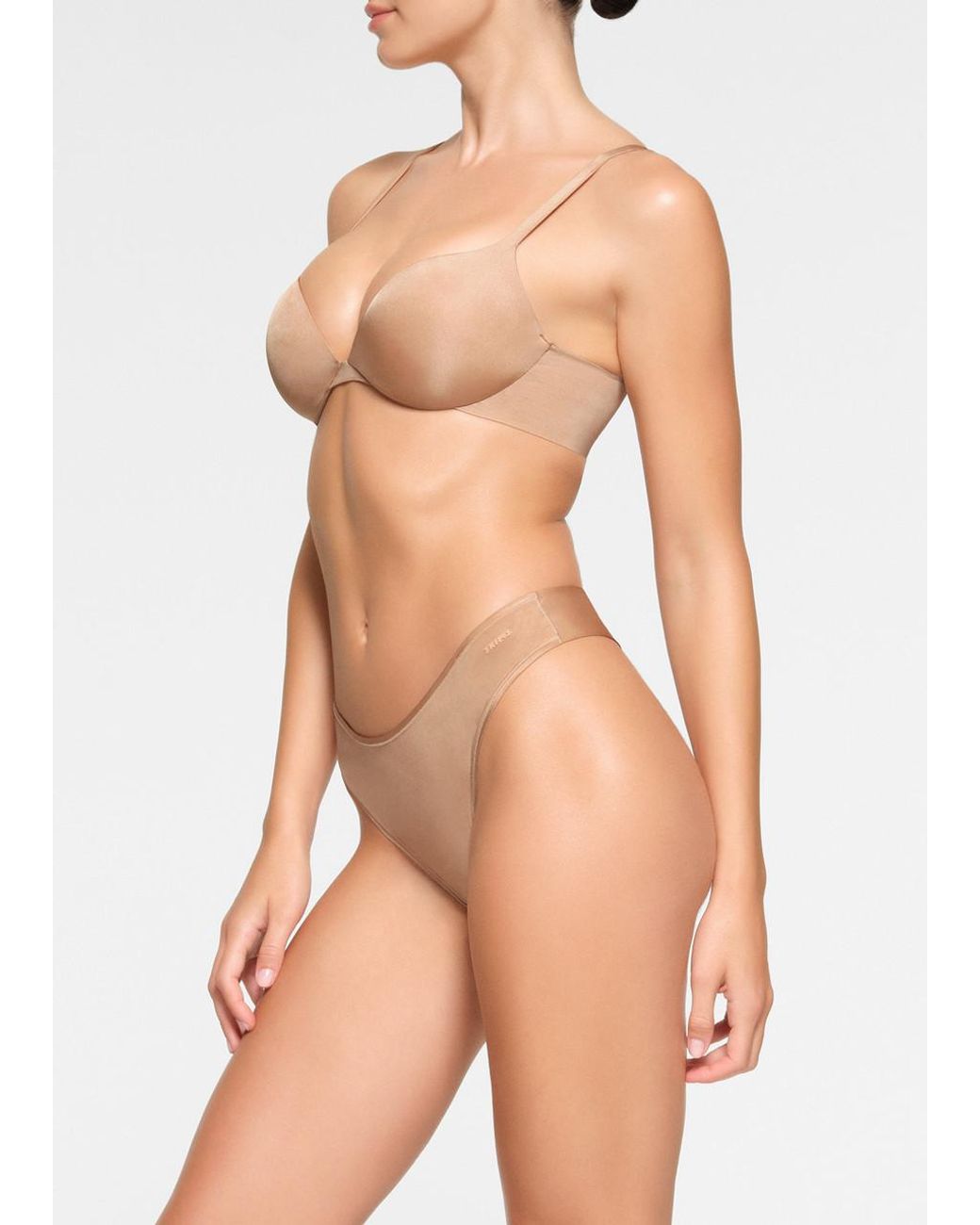 Skims Natural Teardrop Push-Up Bra