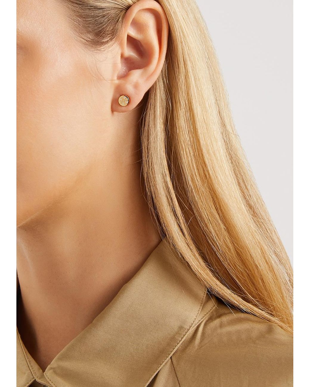 Tory Burch Miller Enamelled Gold-tone Stud Earrings in White | Lyst