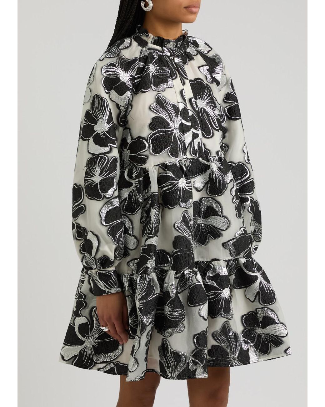 stine-goya-Black-And-White-