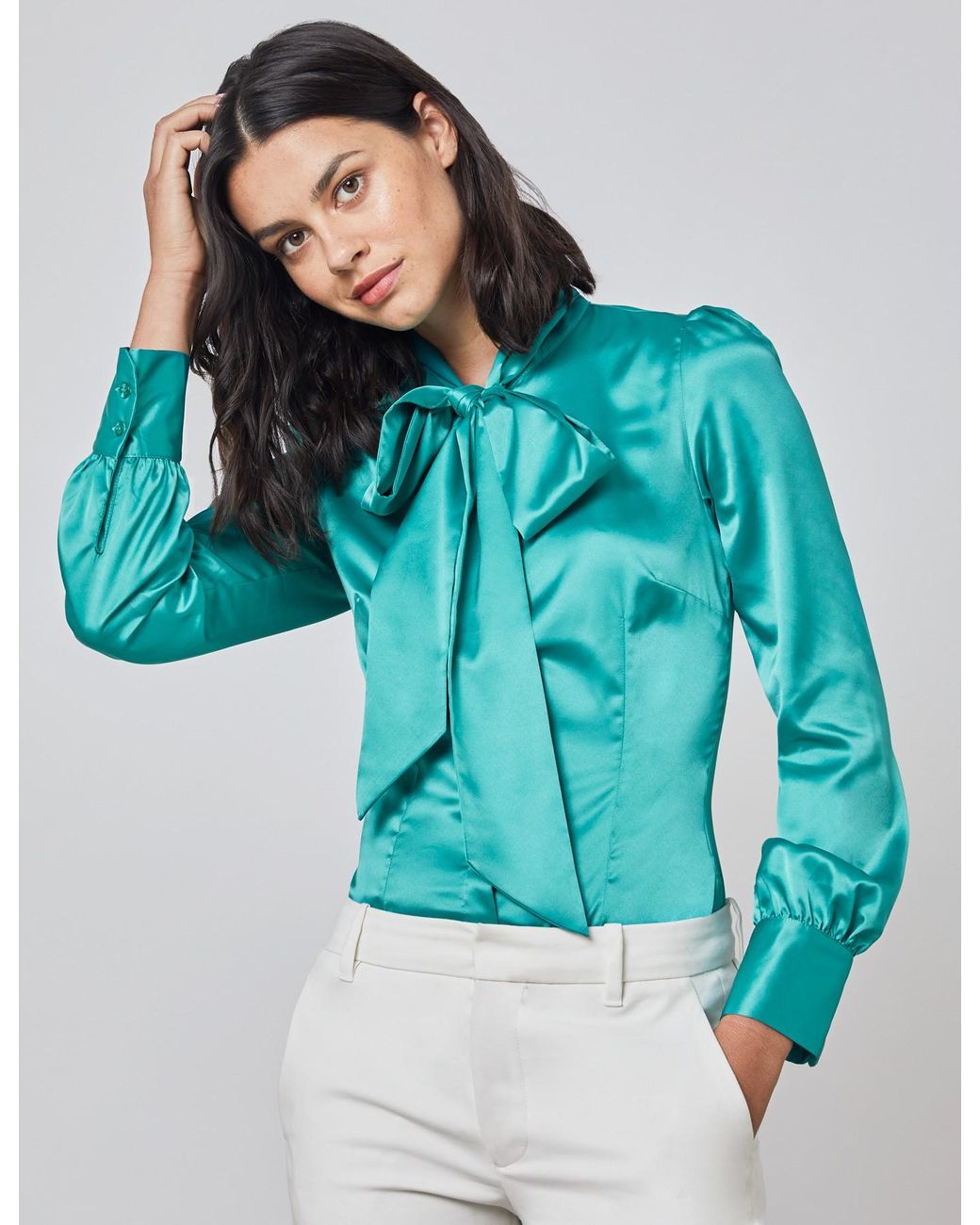 Hawes & Curtis Curtis Fitted Satin Blouse In Jade Size 10 Single Cuff ...