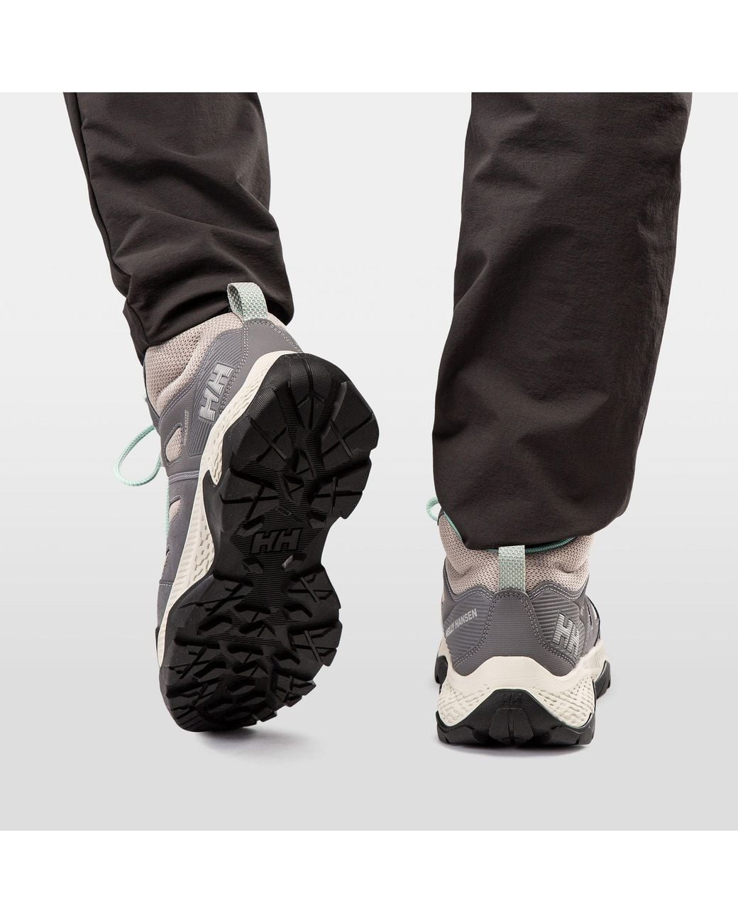 Switchback Mid 3 Helly Tech Mujer Helly Hansen de color Gray