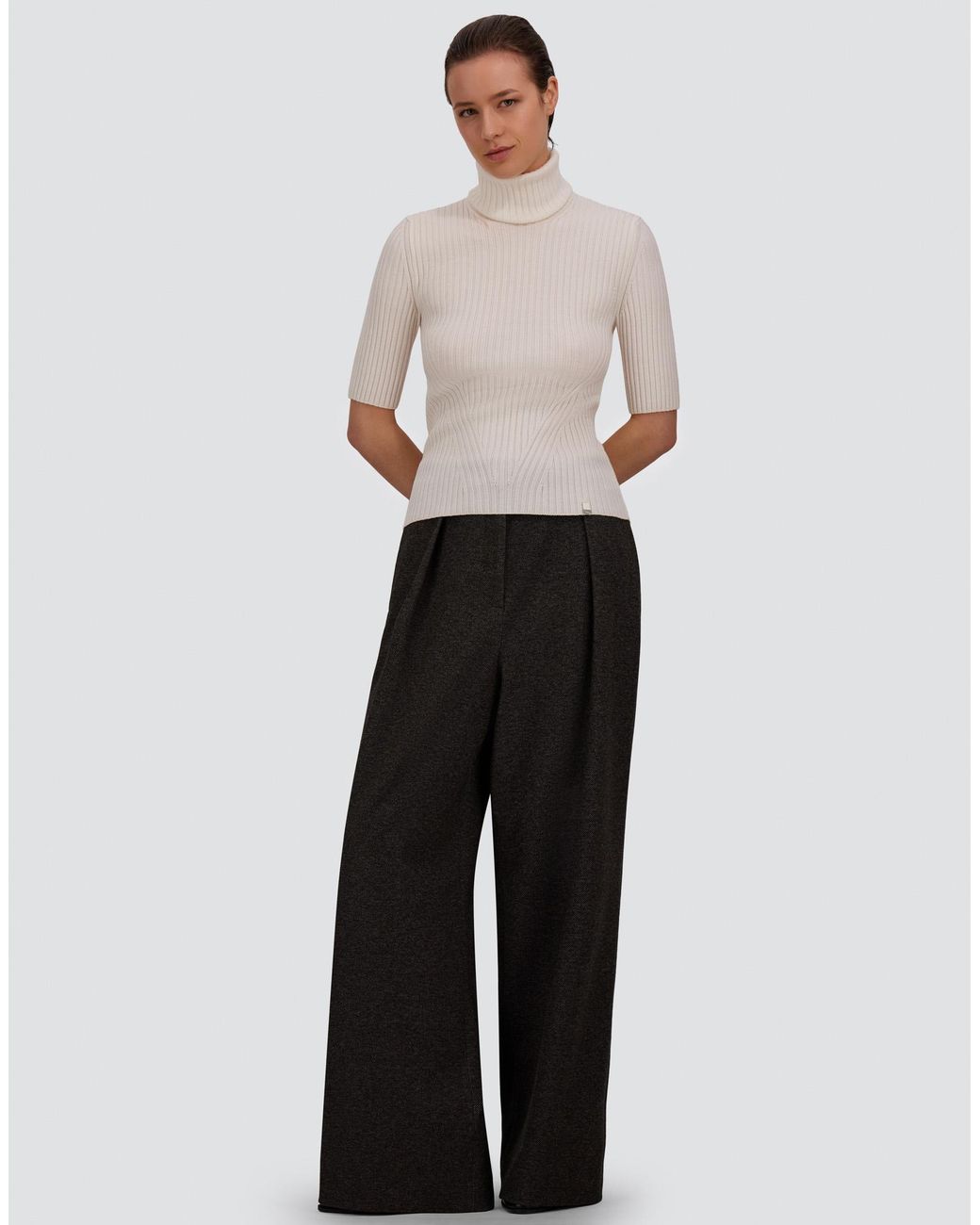 Herno White Ribbed Wool Turtleneck