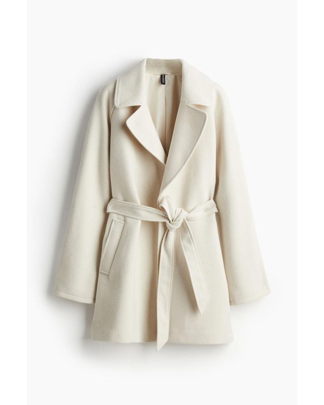 Manteau avec ceinture à nouer sale