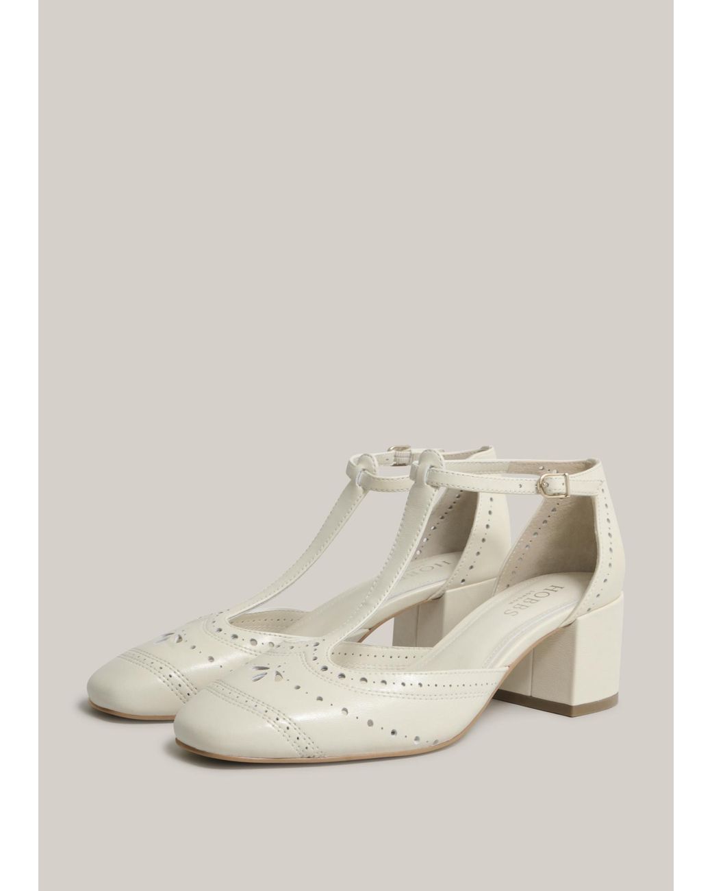 Hobbs Natural Astrea Courts