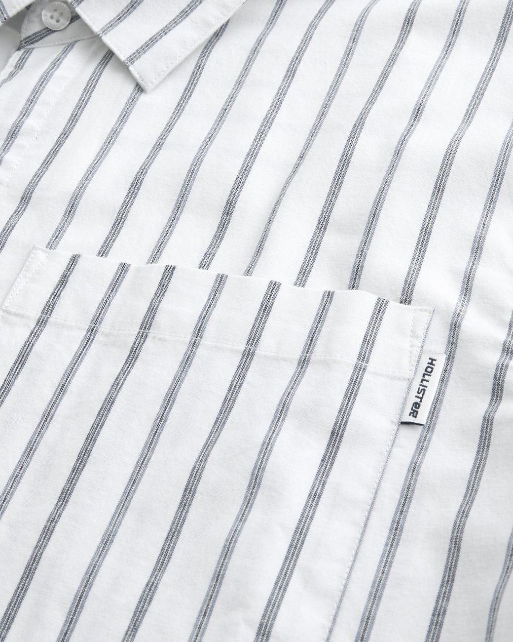 Hollister White Boxy Poplin Button Front Shirt for men