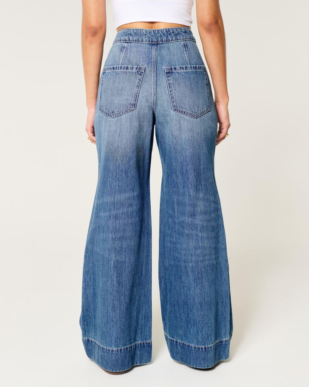 Hollister Blue Ultra High-rise Medium Wash Wide-leg Jeans