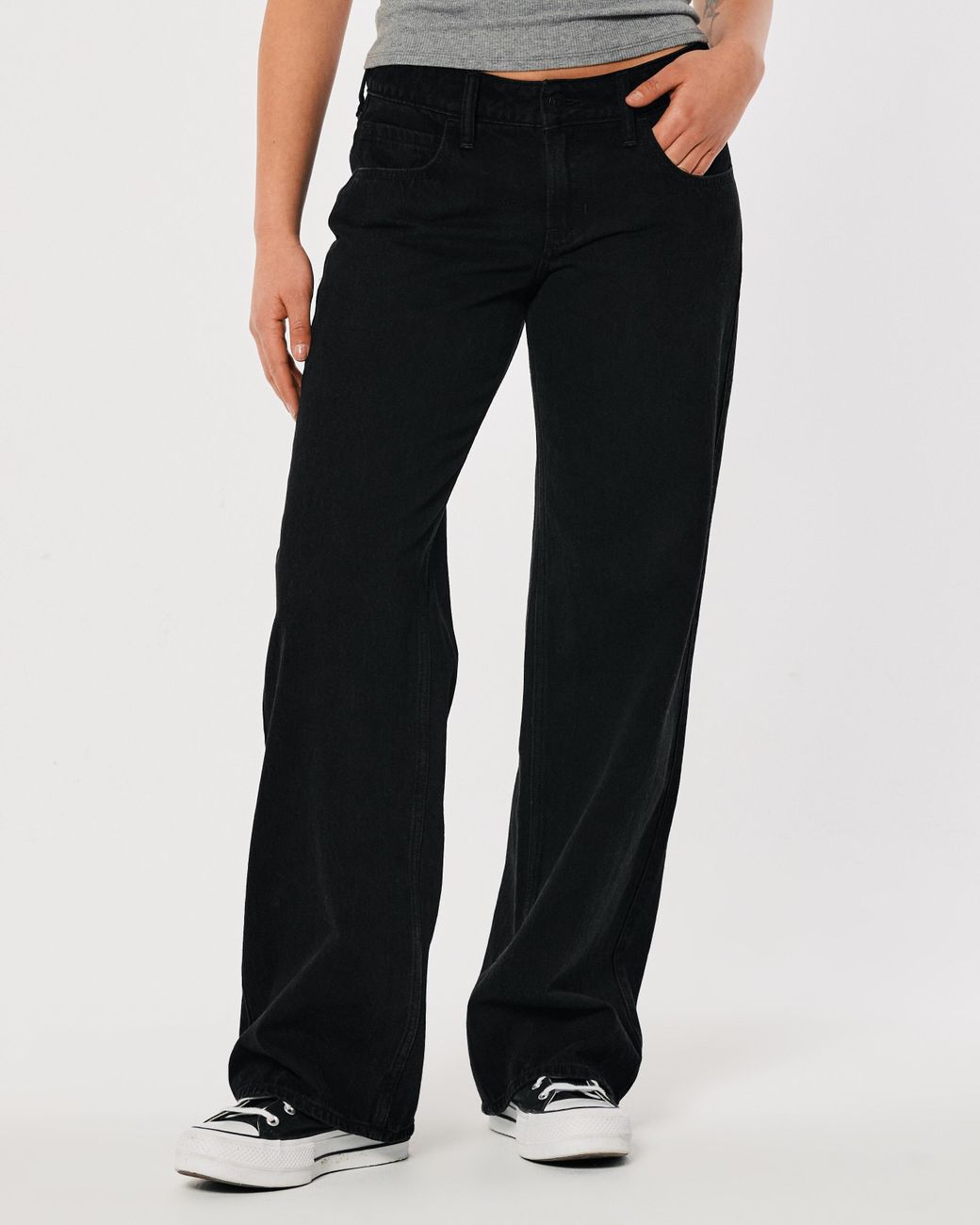 hollister low rise baggy jeans color dark wash size - Depop