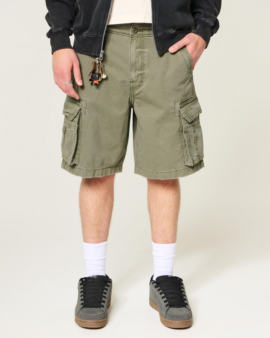 Hollister Green At-the-knee Baggy Cargo Shorts for men