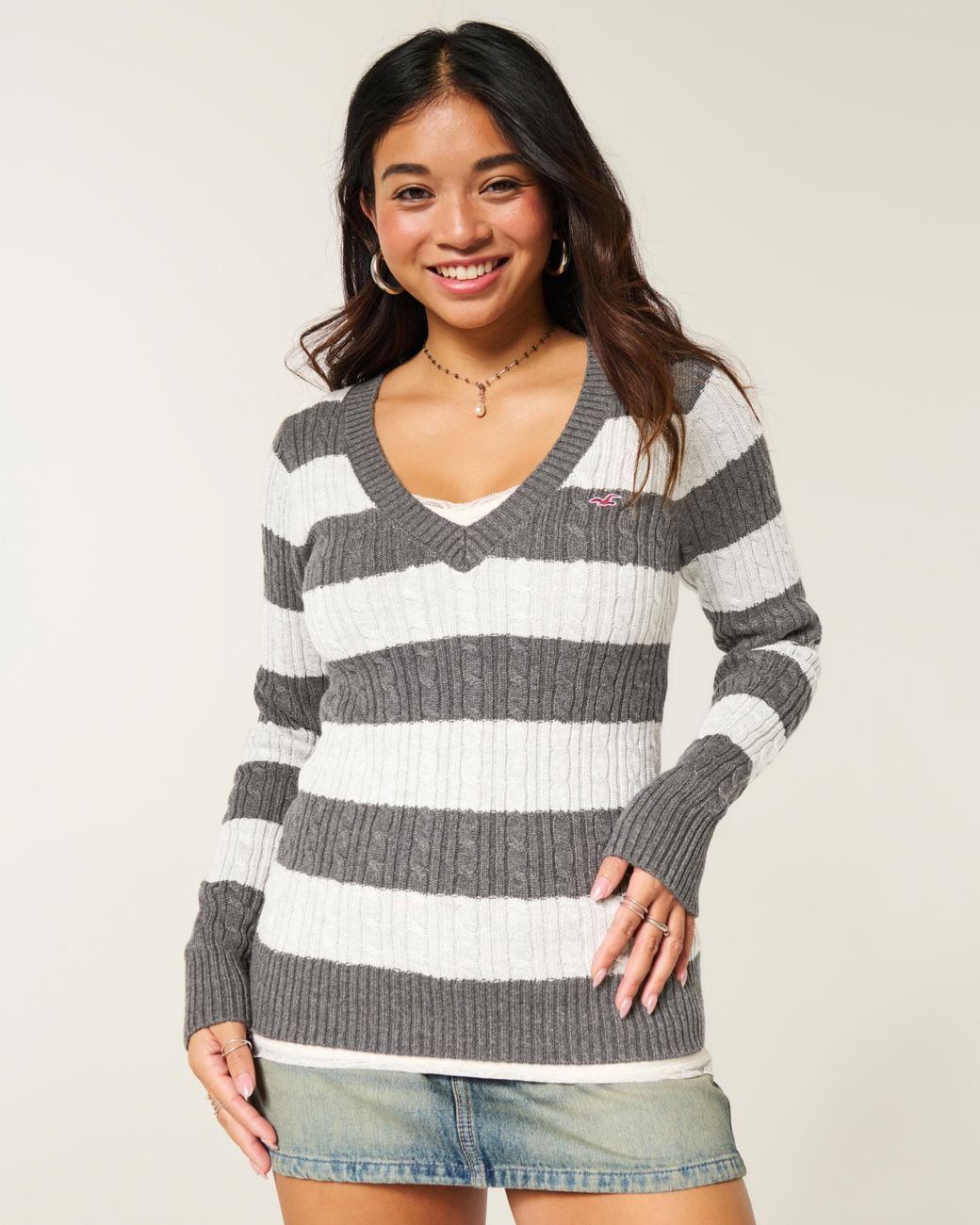 Hollister Gray Cable-knit Icon V-neck Sweater