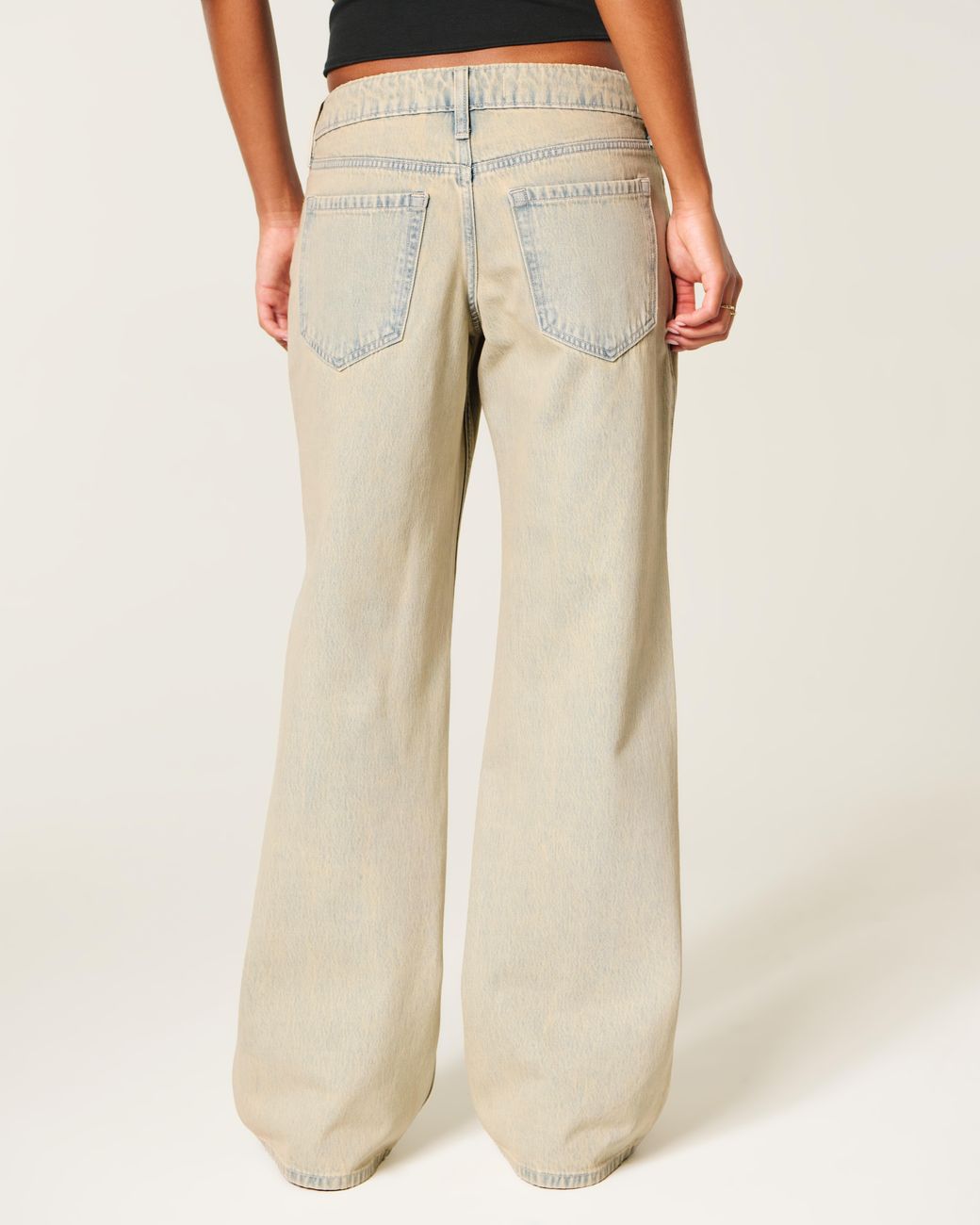 Hollister Natural Low-rise Light Wash Baggy Jeans