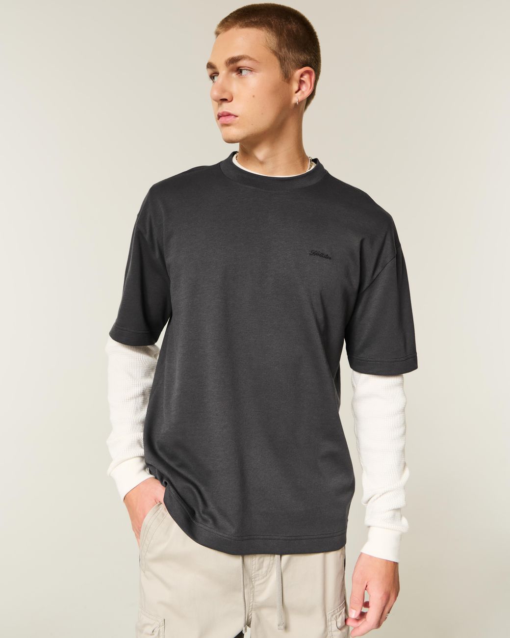 Hollister Black Boxy Logo Cooling Tee for men