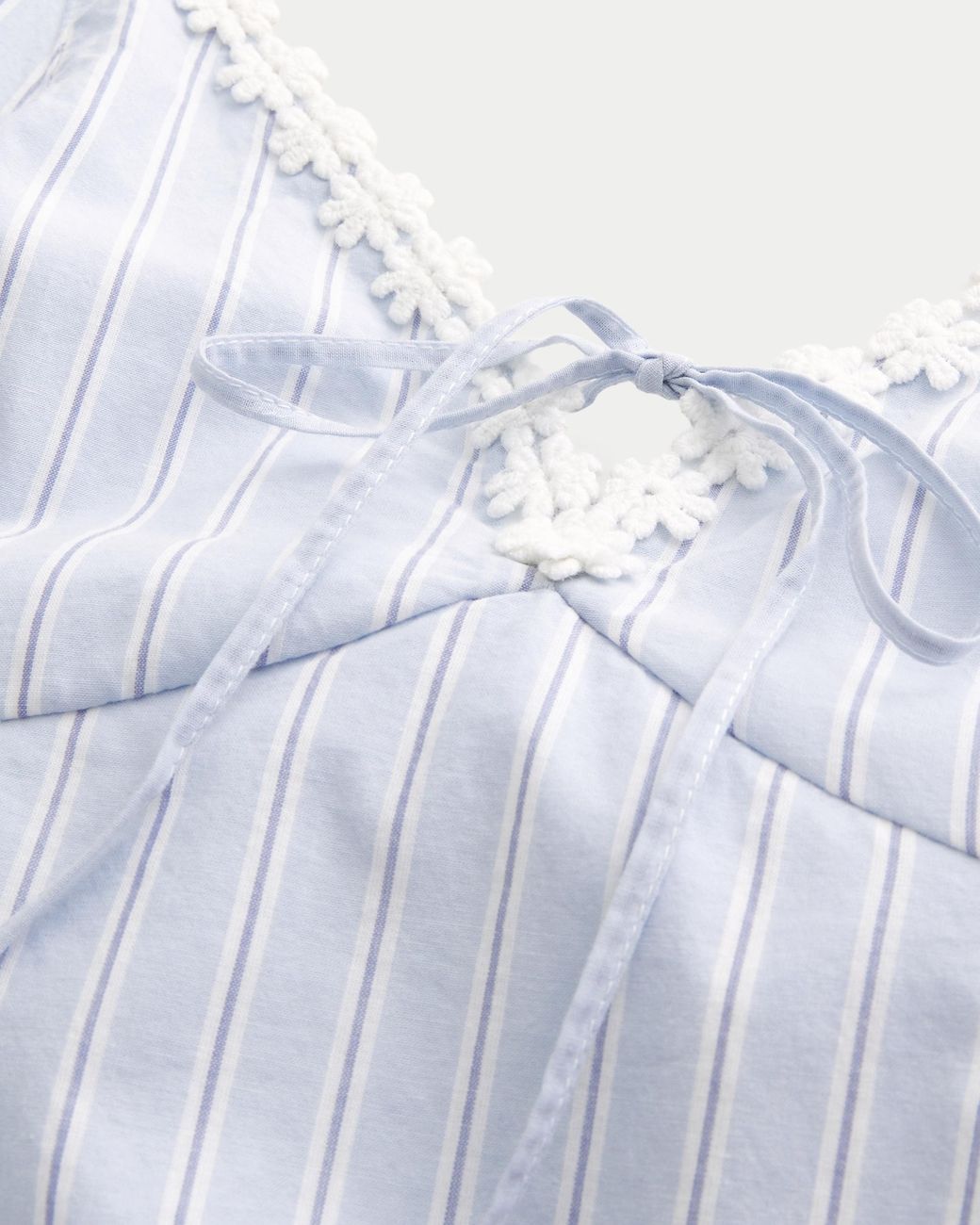 Hollister White Daisy Trim Mini Dress