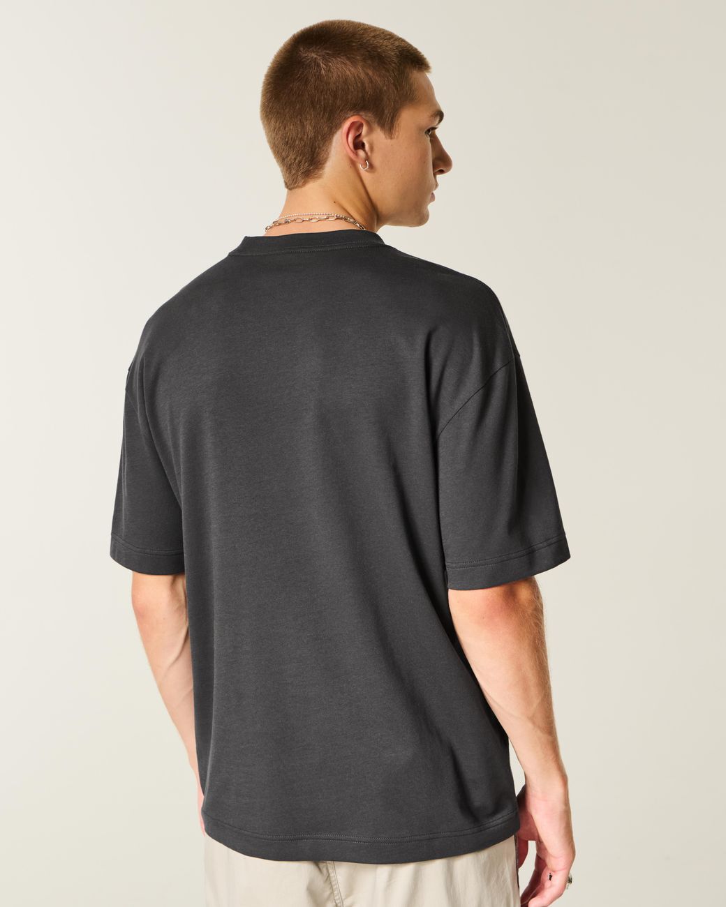 Hollister Black Boxy Logo Cooling Tee for men