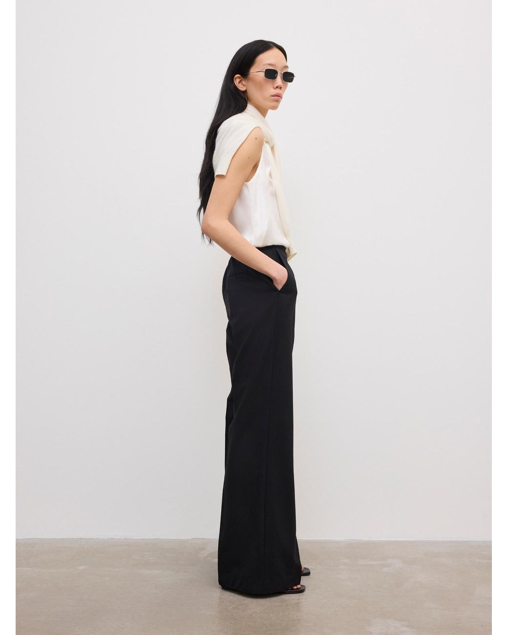 House of Dagmar White Elastic Wool Trouser