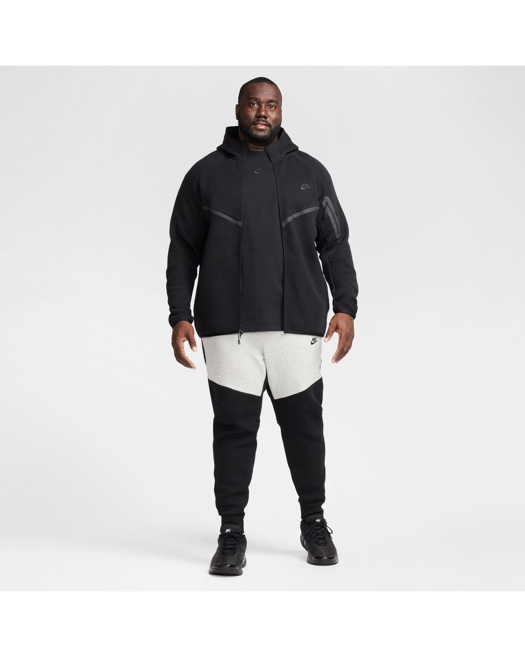 Nike Multicolor Tech Fleece Joggers for men
