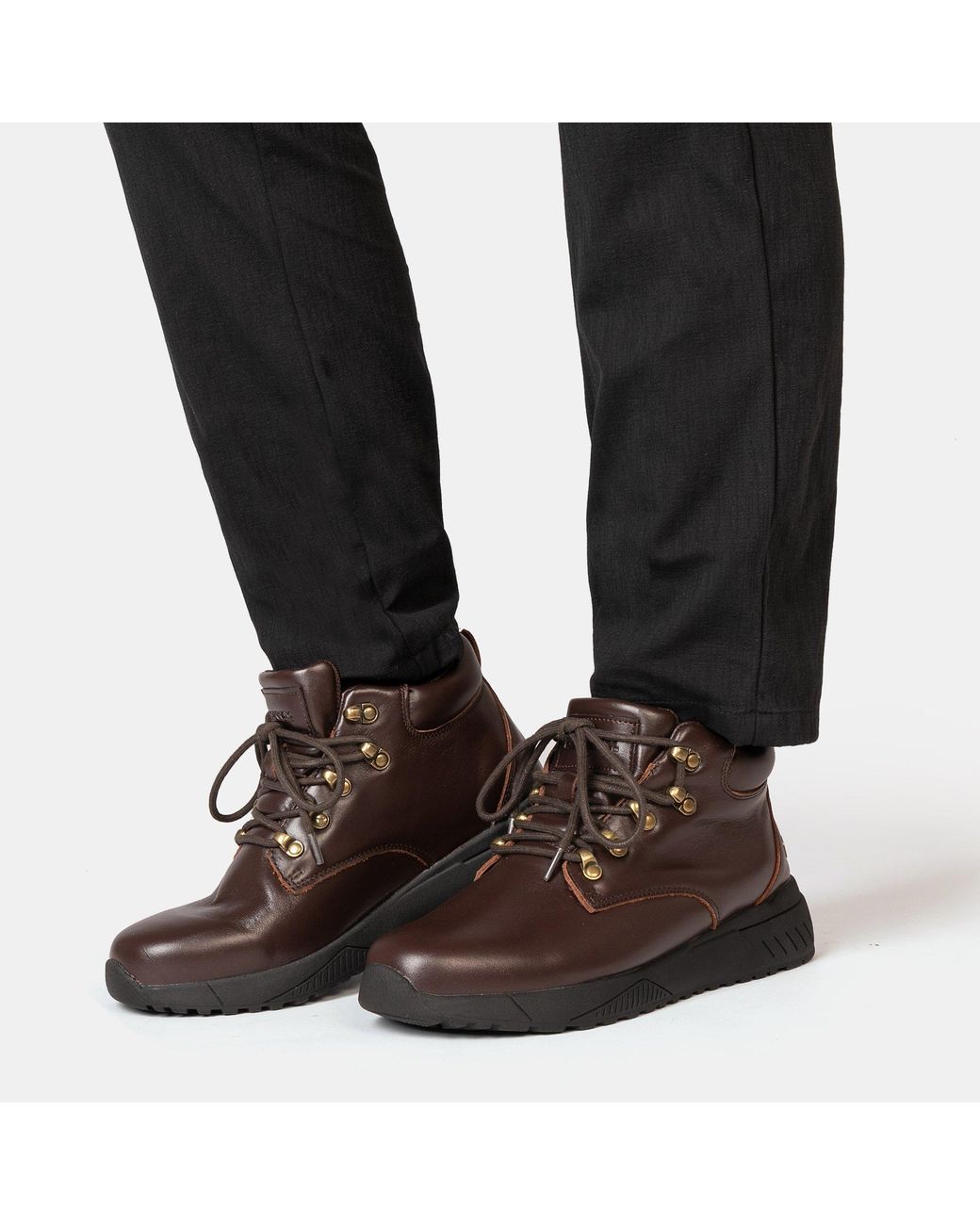 Donnay Brown Leather Casual Chukka Boots for men