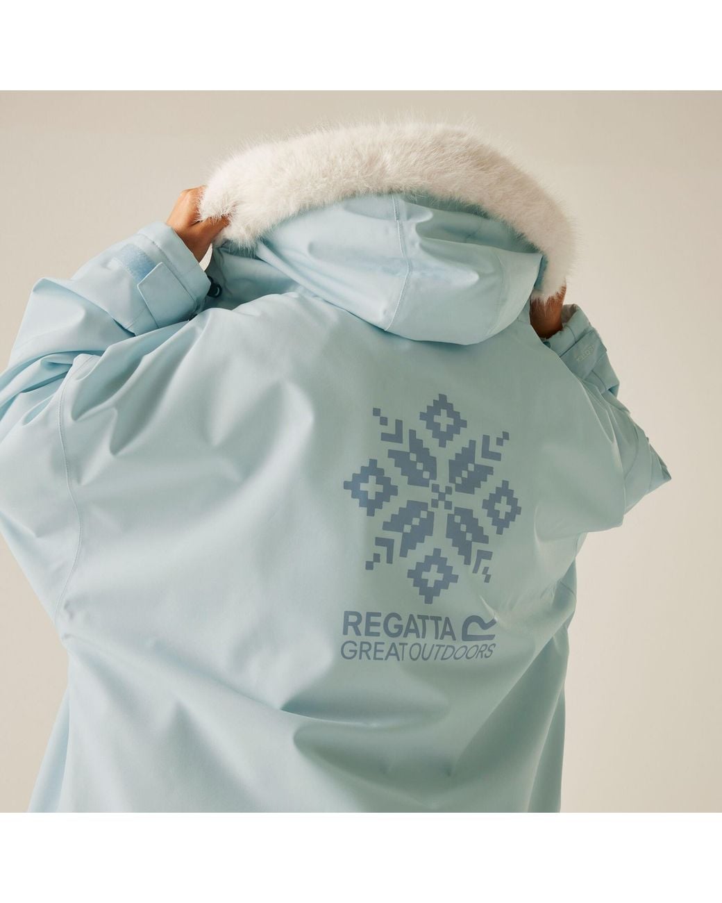 Regatta Blue Adult Waterproof Changing Robe Pro