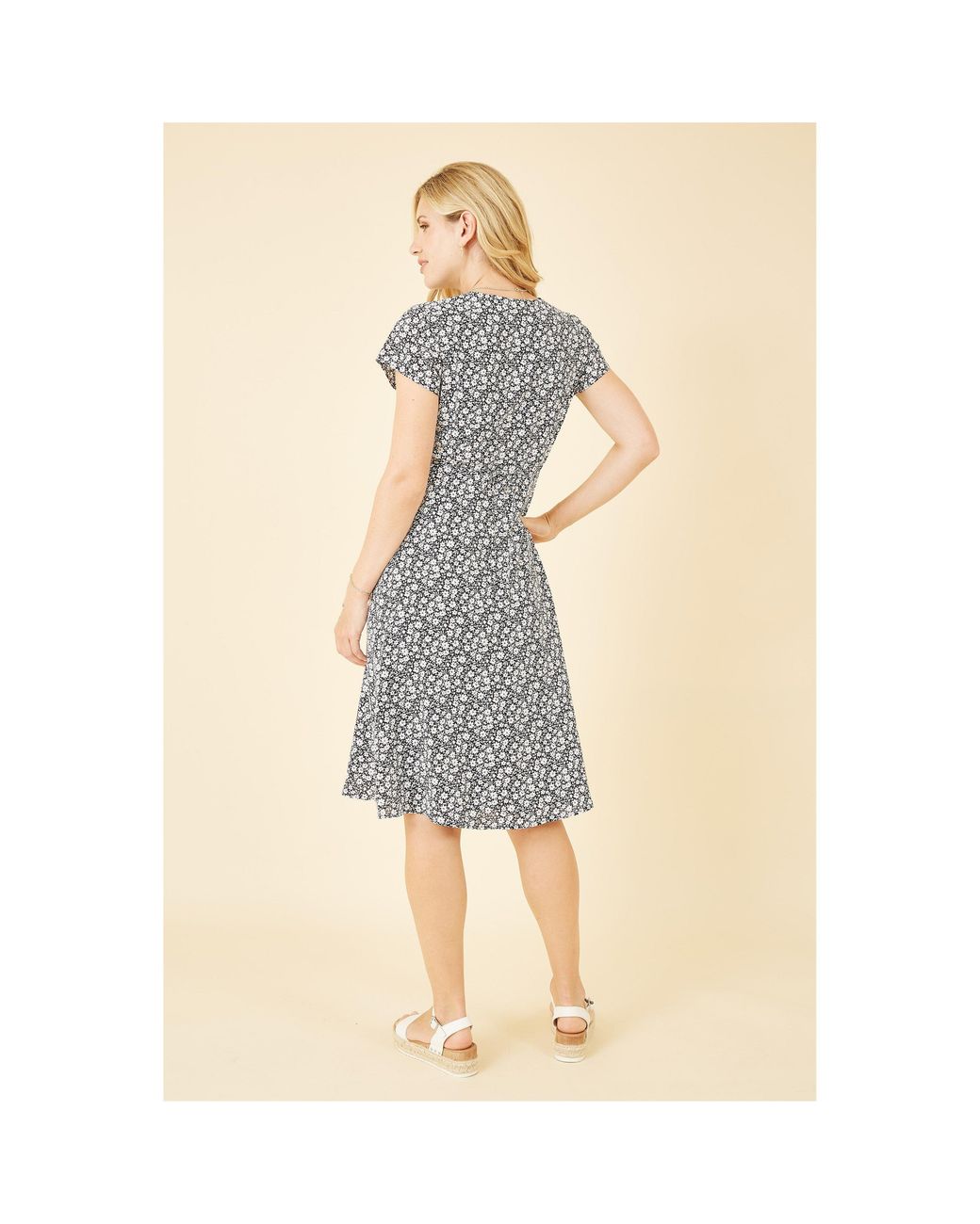 Yumi' Black Ditsy Floral Print Tea Dress