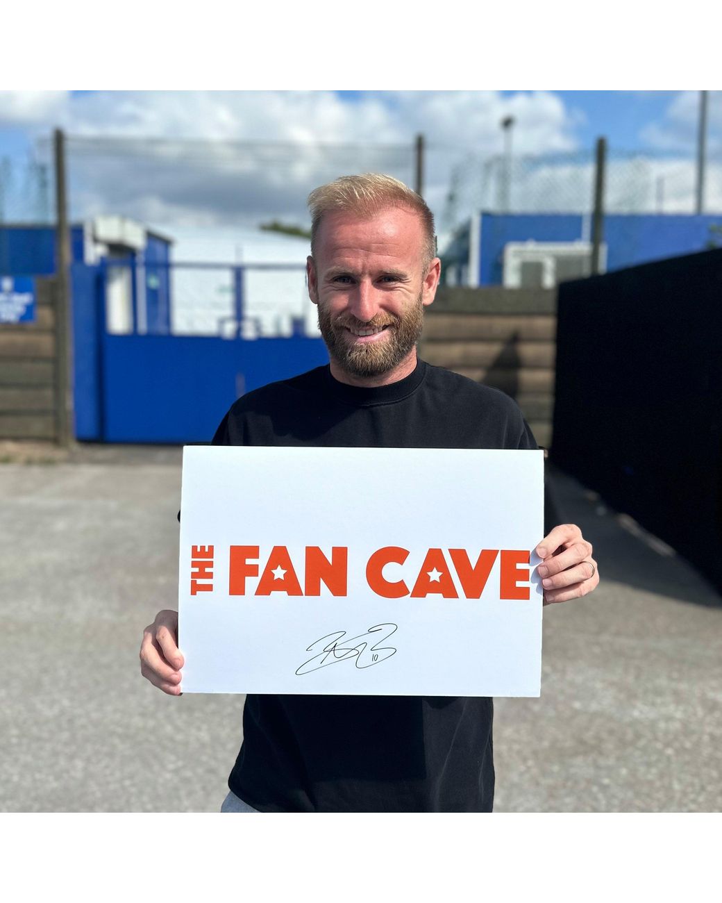 The Fan Cave Red Barry Bannan Signed Sheffieldwednesday 23/24 Shirt