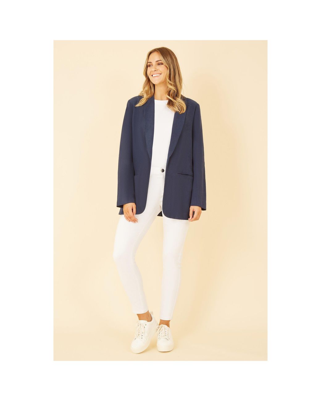 Yumi' Blue Linen Relaxed Blazer