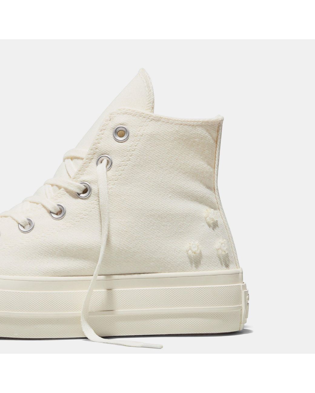 Converse White Chuck Taylor All Star Lif Platform Trainers