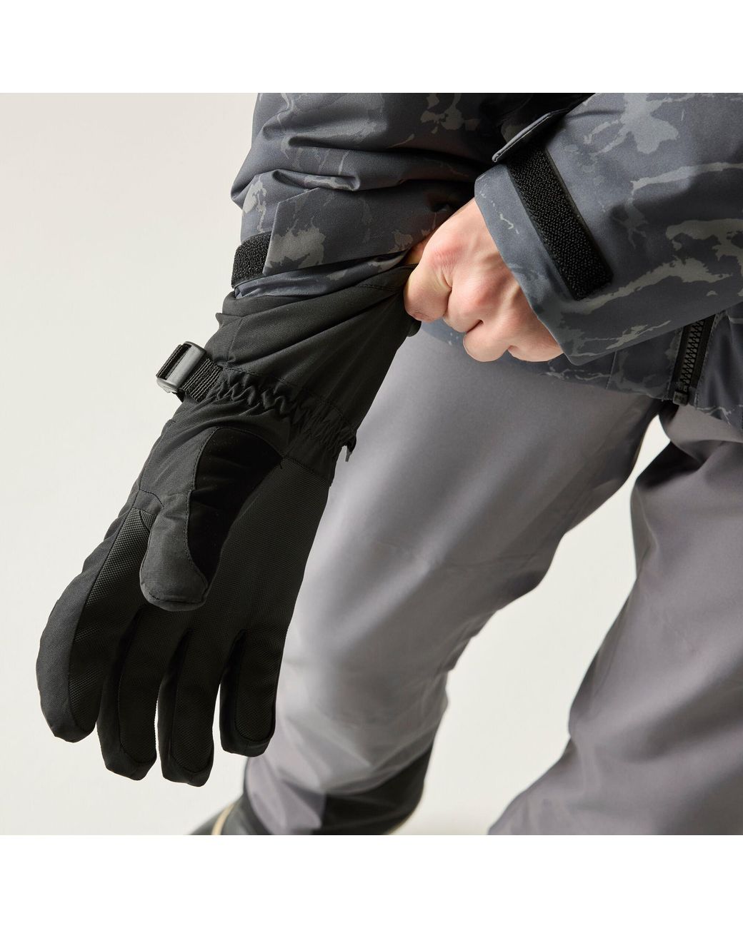 Dare 2b Gray Dart Waterproof Gloves for men