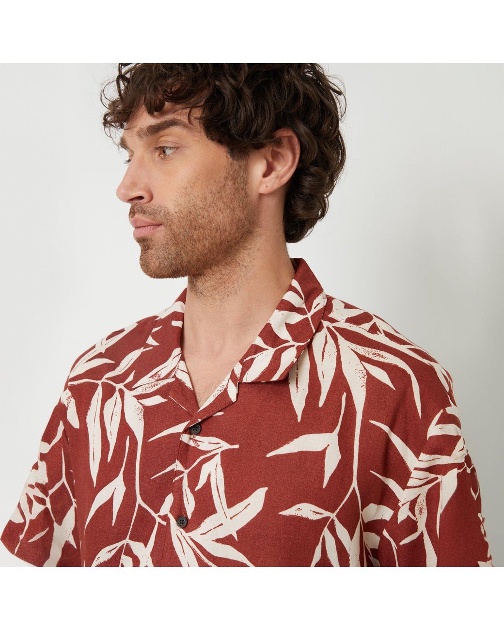 Threadbare Red Revere Collar Leaf Print Short Sleeve Shirt for men
