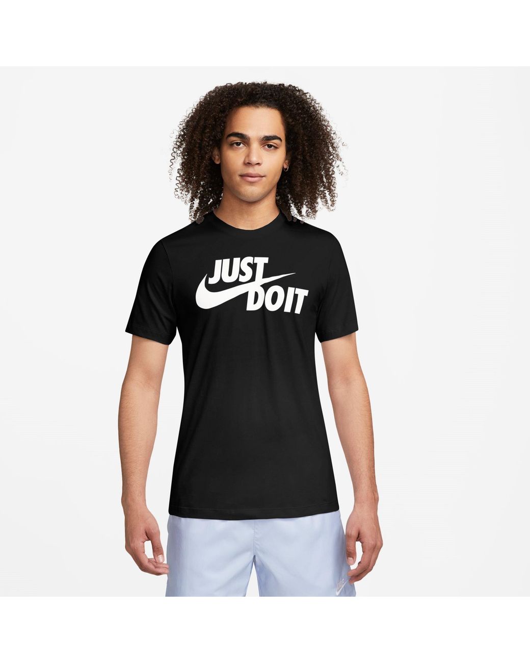 Nike Black Sportswear Club T-Shirt for men