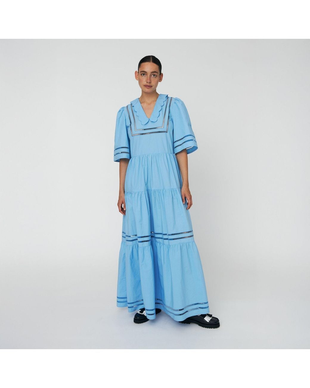 Stella Nova Blue Maxi Dress With Short Sleeves And Artworks