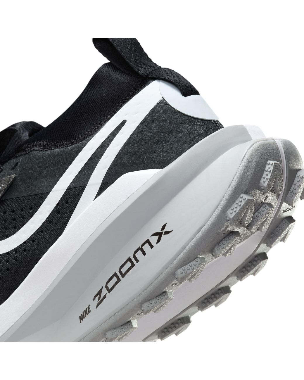Nike Black Zegama Trail Running Shoes for men