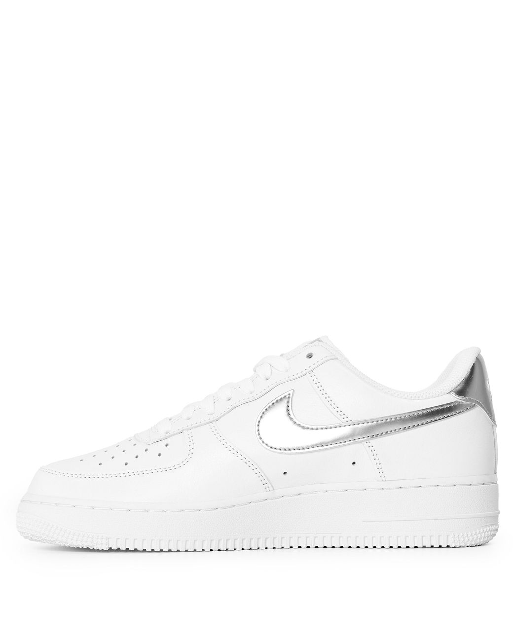 Nike White Air Force 1 07 Trainers