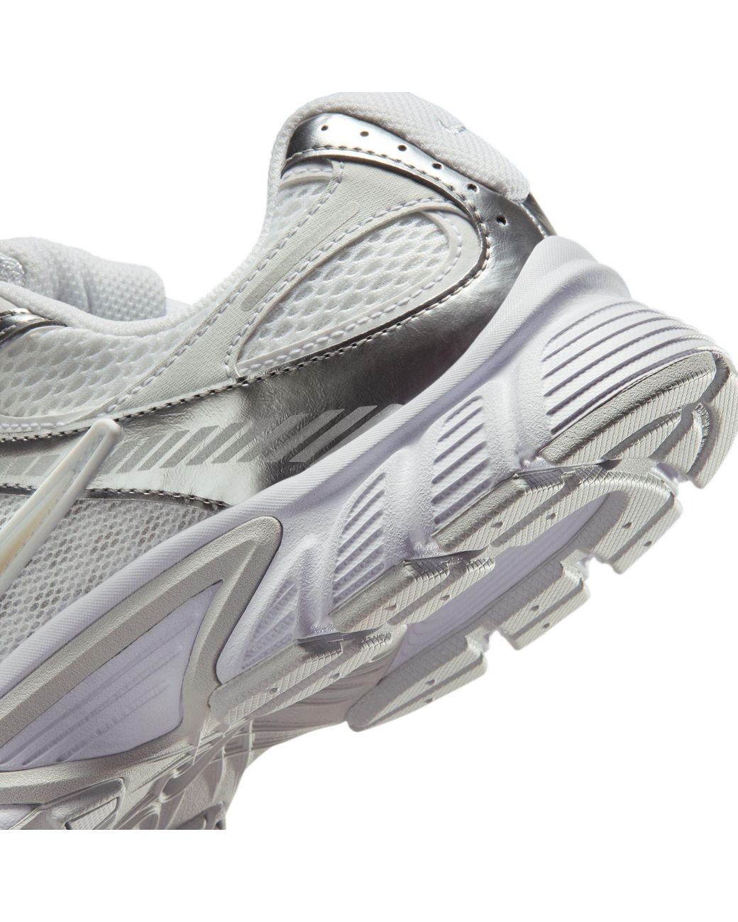Nike White V5 Runner