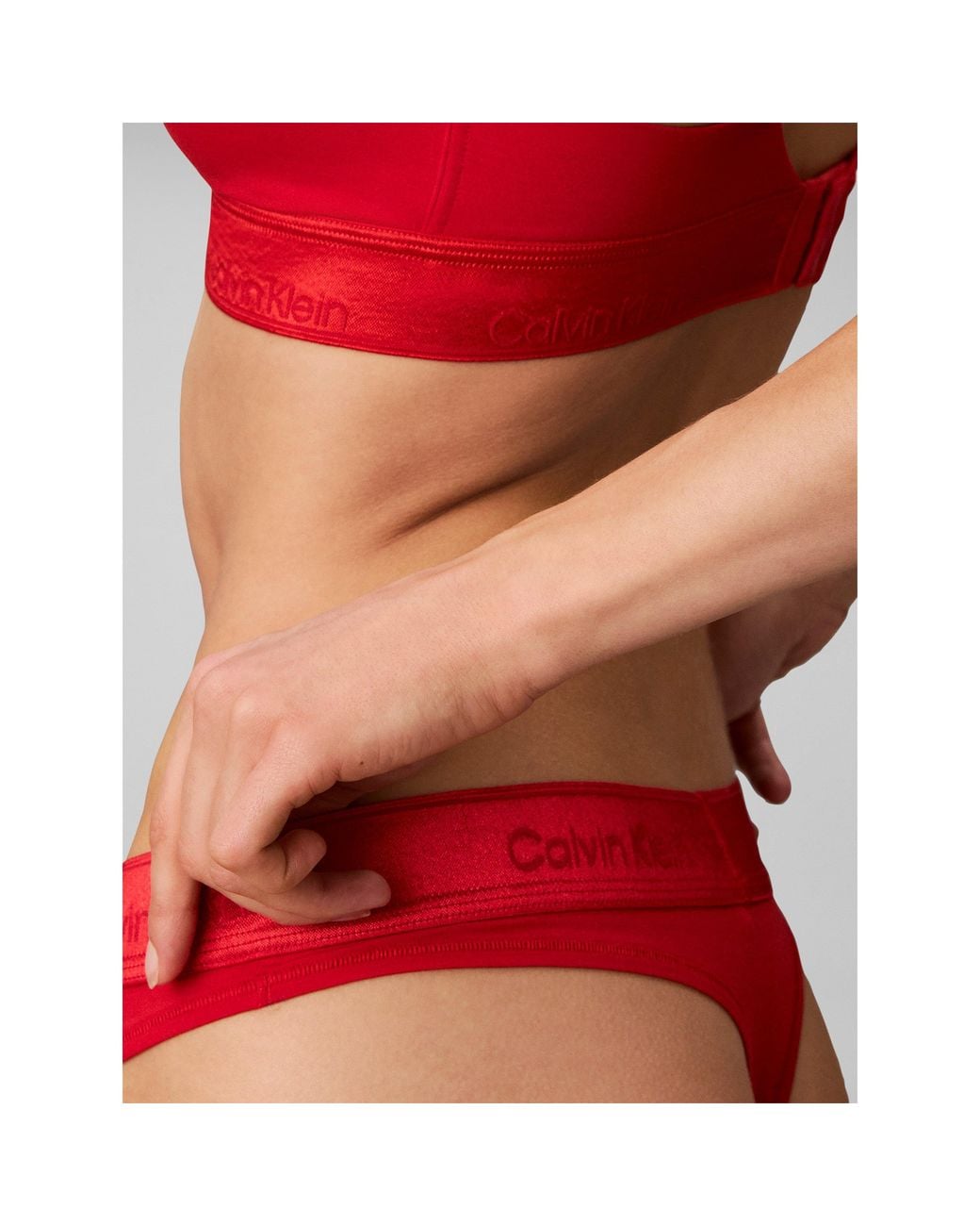 Calvin Klein Red Calvin Mod Cot Thong Ld71