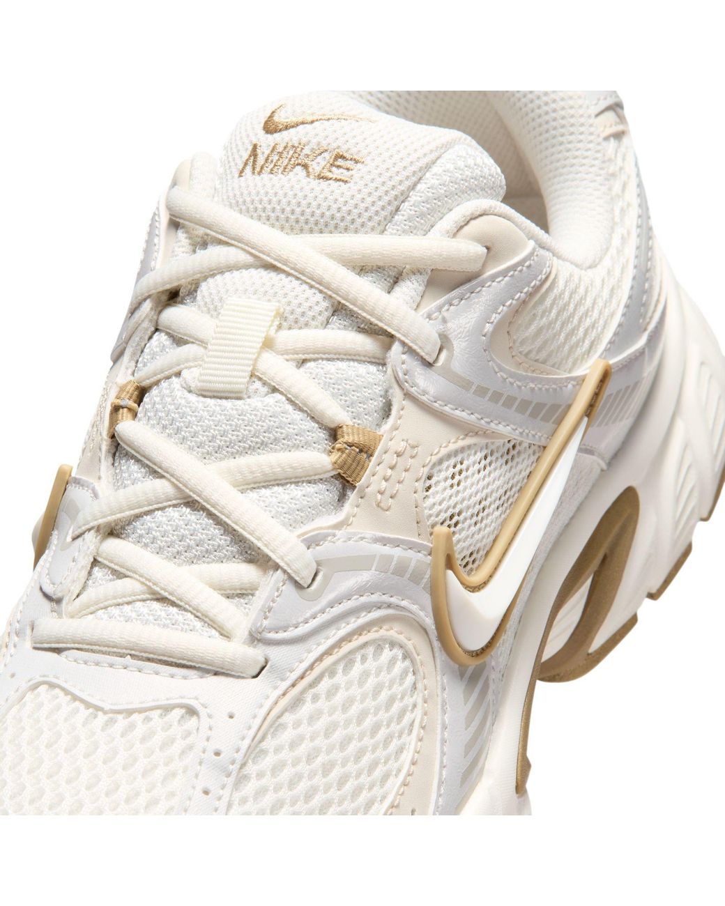 Nike White V5 Rnr