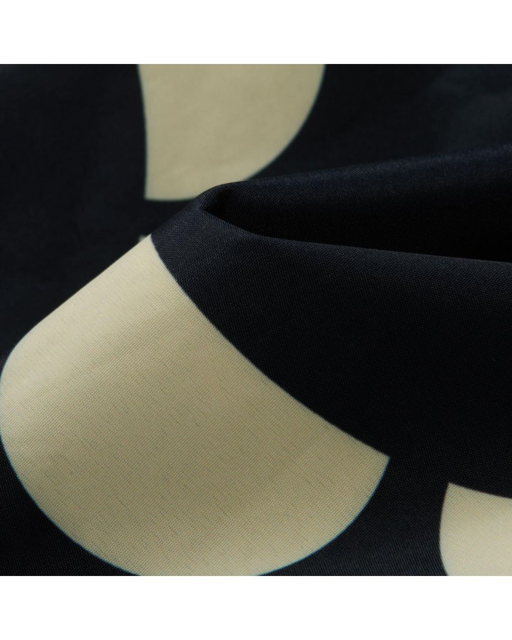 Regatta Black Orla Waterproof Changing Robe
