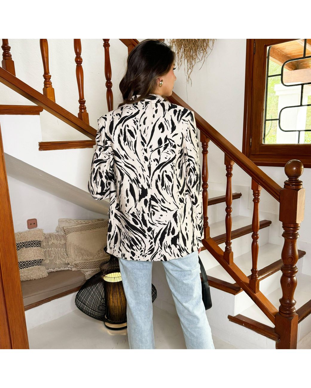 AX Paris Metallic And Brush Stroke Print Shawl Collar Open Front Blazer