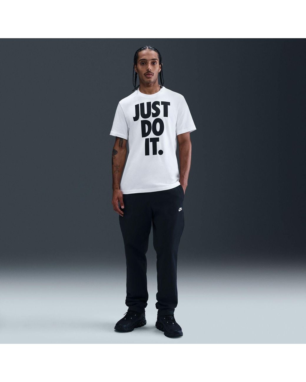 Nike White Sportswear Club T-Shirt for men