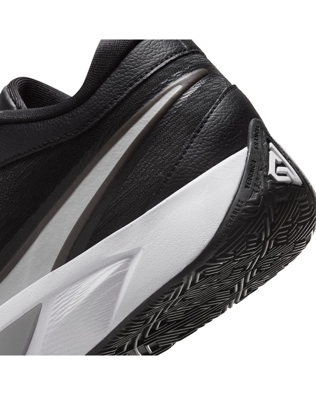 Nike Black Giannis Freak 6 Basketball Trainers Adults for men