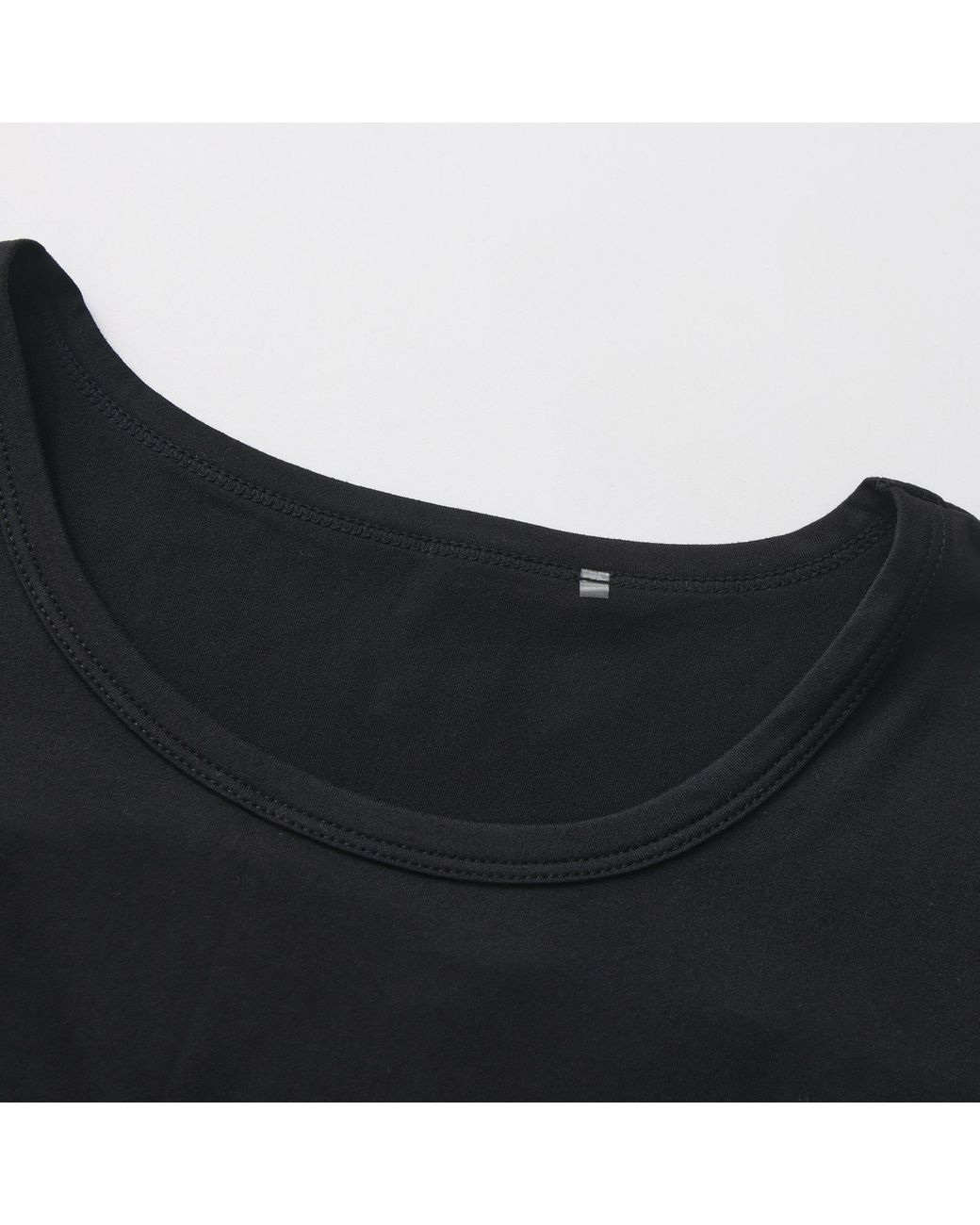 La Gear Black Essential Pleat-Back T-Shirt