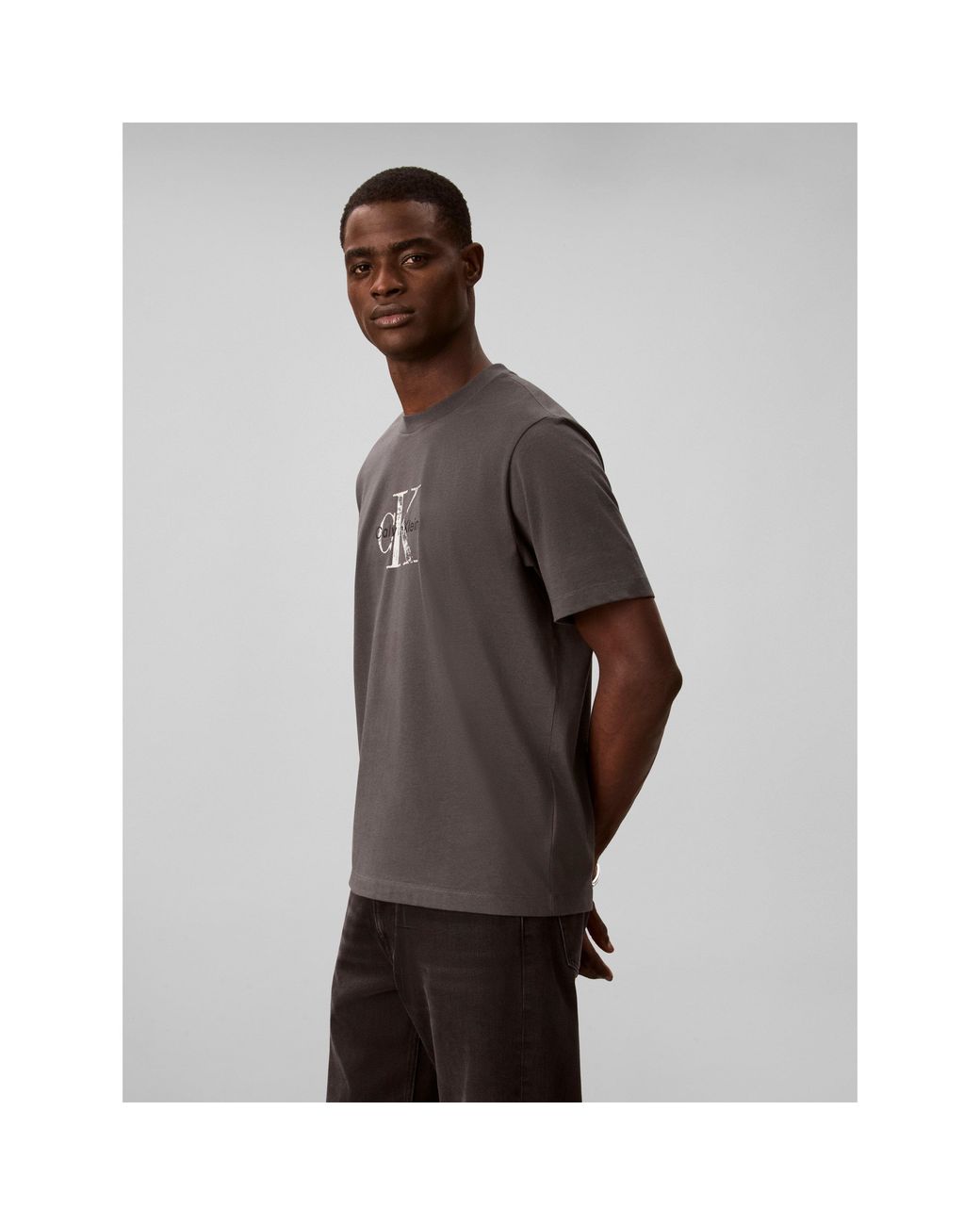 Calvin Klein Purple Distressed Monogram Logo Cotton Short-Sleeve T-Shirt for men